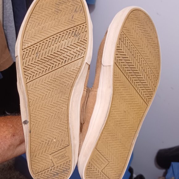 Tom's leather boat sneakers size 12M or Regular. color Tan. - Picture 7 of 7